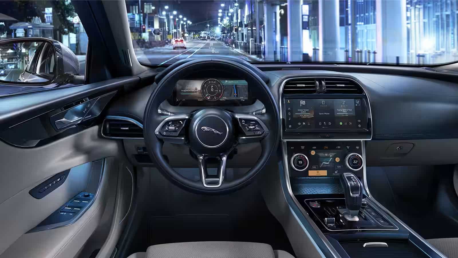 Jaguar Cockpit